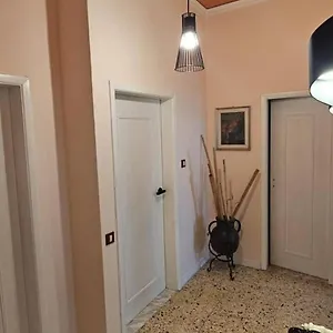 - 20 Min A Piedi Dal Centro Habitación en casa particular